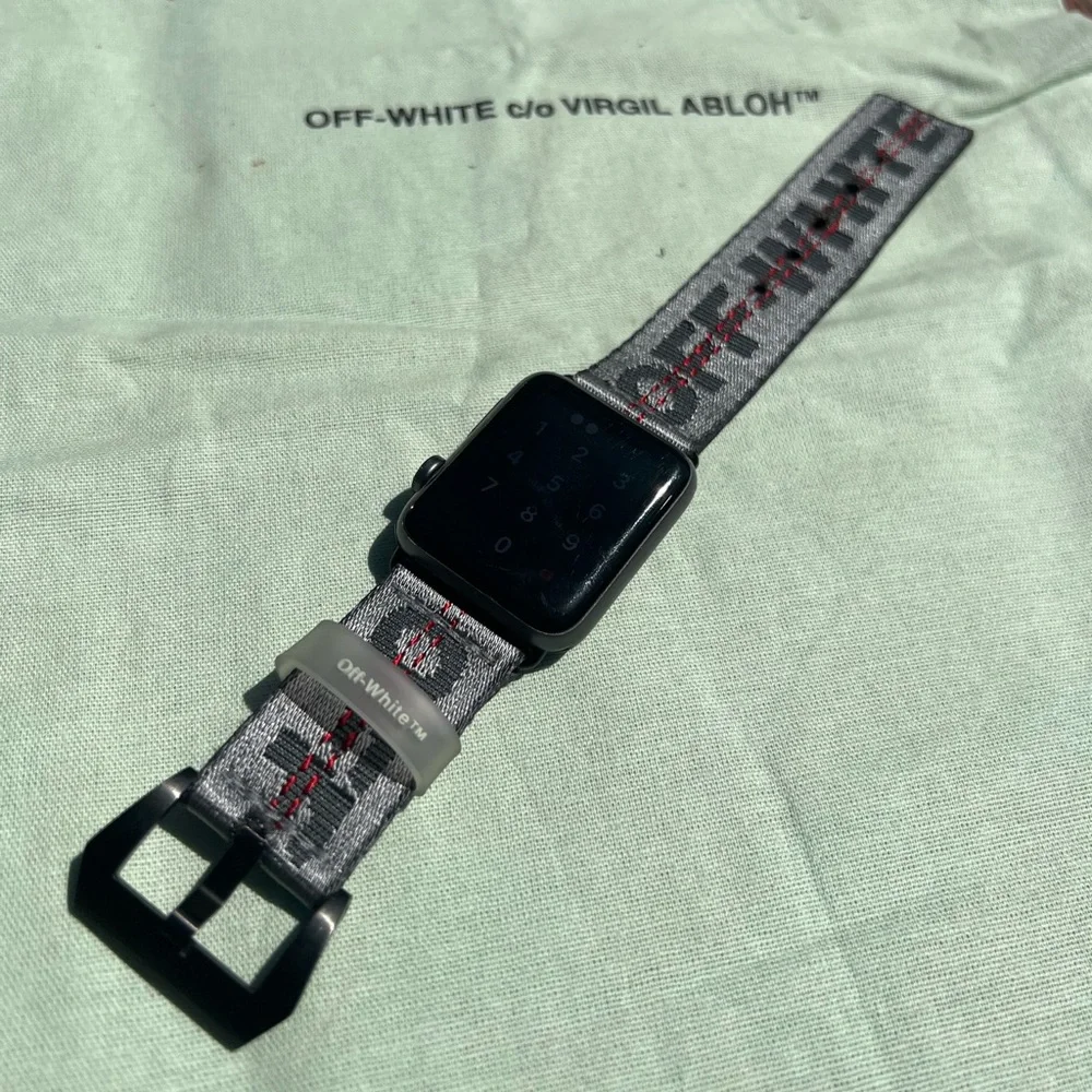 COPY - Off-White Mini Belt Apple Watch Band GREY